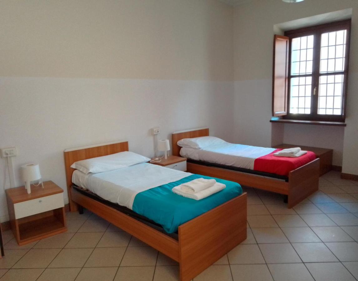 Albergo E Ostello Della Gioventu Biella Centro Storico Exterior foto